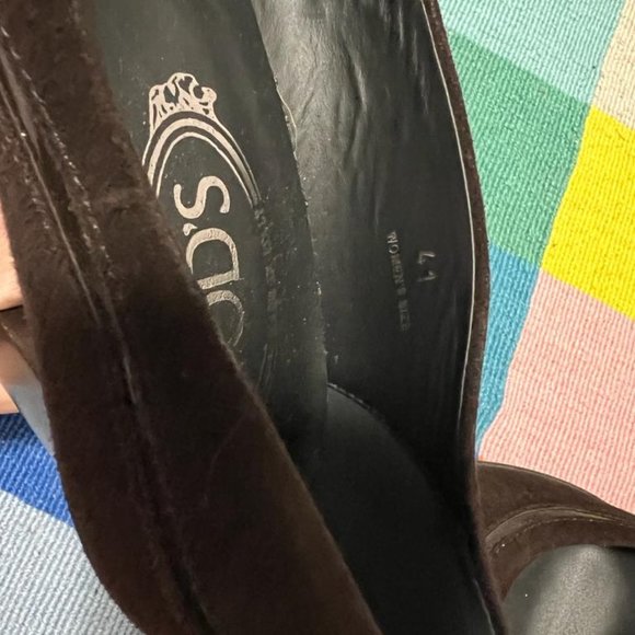 Tod's Brown Suede Block Heel Pump - 41 - Picture 5 of 7